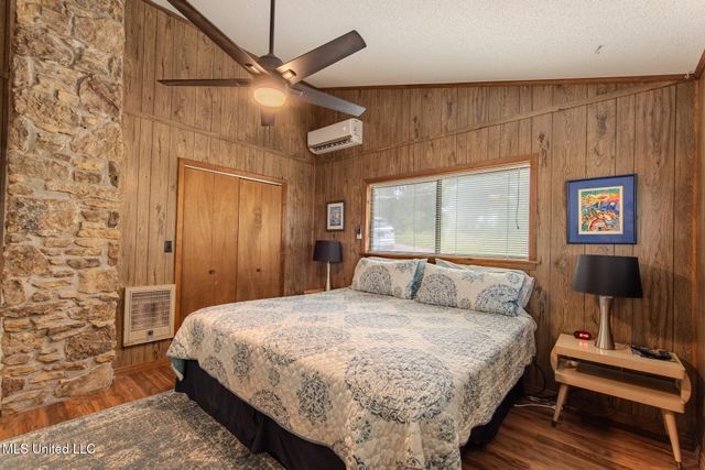 83 County Road 262, 68, Iuka, MS 38852