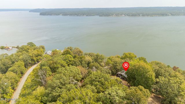 83 County Road 262, 68, Iuka, MS 38852