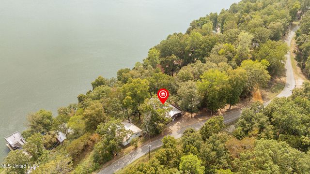83 County Road 262, 68, Iuka, MS 38852