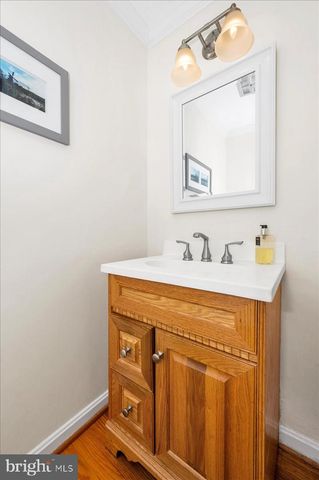 14 S DUKE ST, Rockville, MD 20850