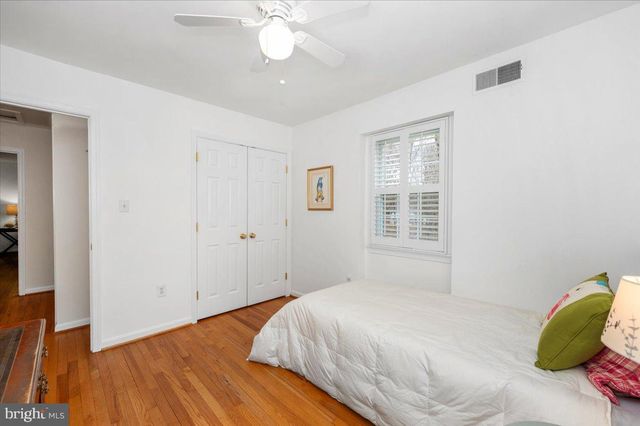 14 S DUKE ST, Rockville, MD 20850