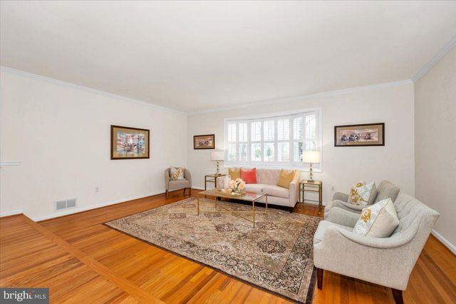 14 S DUKE ST, Rockville, MD 20850