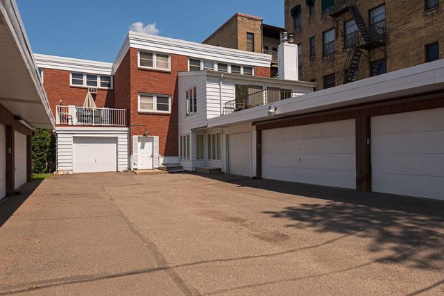 456 Summit Avenue 203, Saint Paul, MN 55102