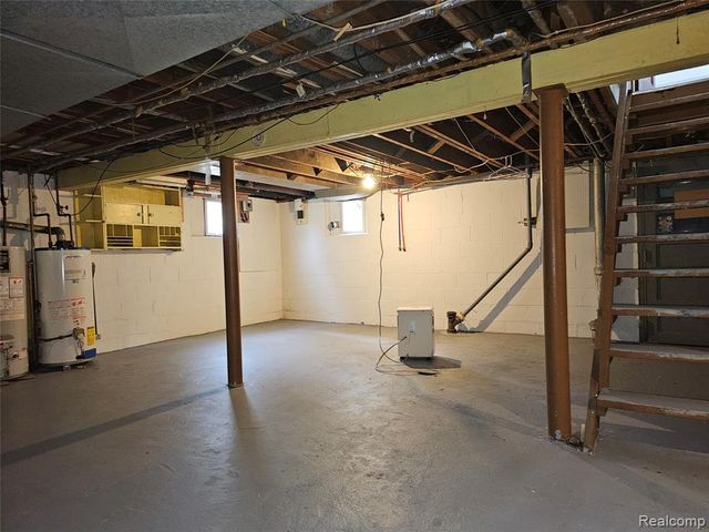 705 N Trumbull Street, Bay City, MI 48708