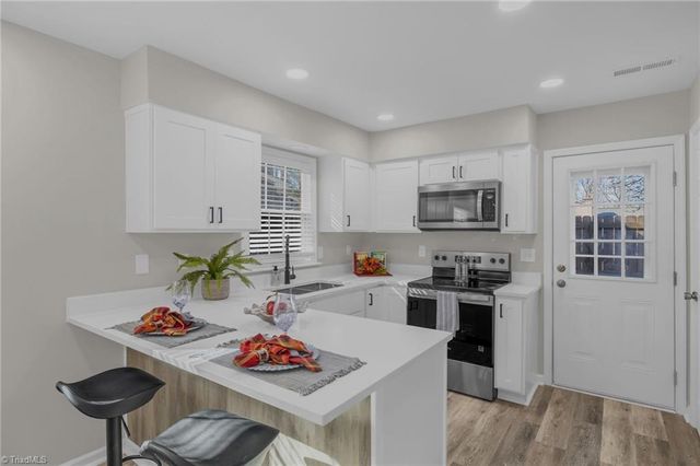 4618 Lawndale Drive F, Greensboro, NC 27455