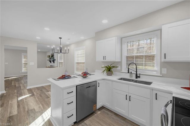 4618 Lawndale Drive F, Greensboro, NC 27455