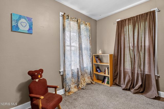 2444 Westbrook Drive, Toledo, OH 43613