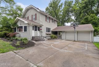 2444 Westbrook Drive, Toledo, OH 43613