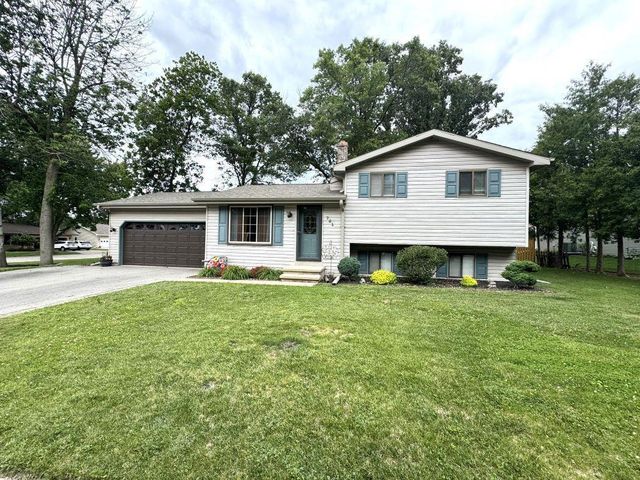 701 WOODLAND DRIVE, Kaukauna, WI 54130