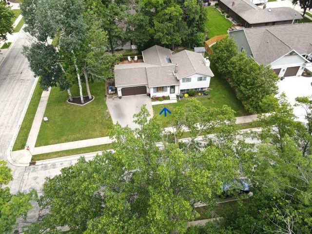 701 WOODLAND DRIVE, Kaukauna, WI 54130