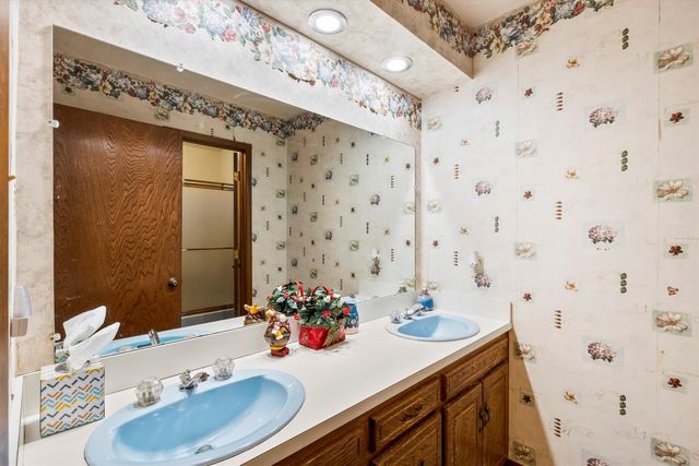 130 Merriman Parkway, Sherman, TX 75090