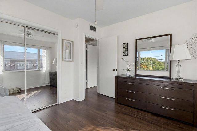 412 S Cypress Road 222, Pompano Beach, FL 33060