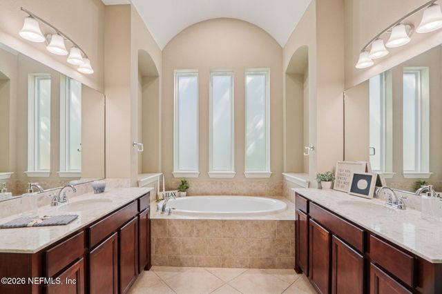 1233 ORCHARD ORIOLE Place, Middleburg, FL 32068