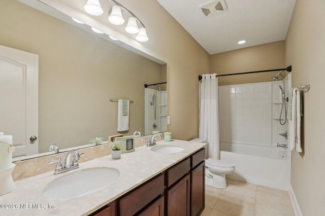 1233 ORCHARD ORIOLE Place, Middleburg, FL 32068