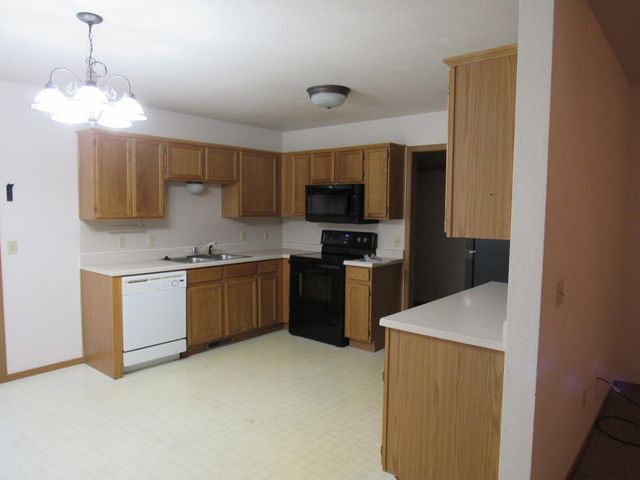 469 Haymes Court, Marshfield, MO 65706