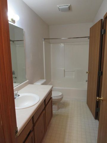 469 Haymes Court, Marshfield, MO 65706