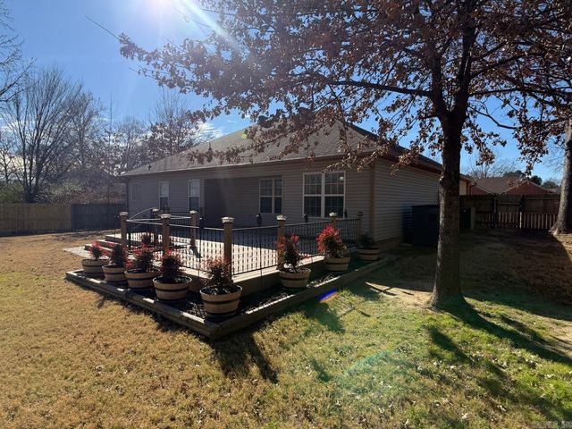 1607 Cajun Cove, Cabot, AR 72023