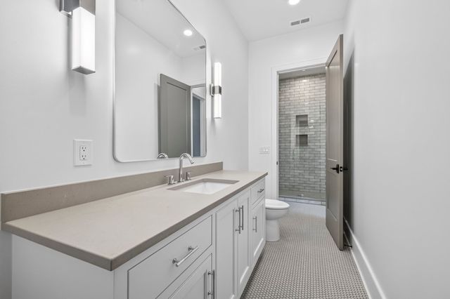 3618 General Bate Dr, Nashville, TN 37204