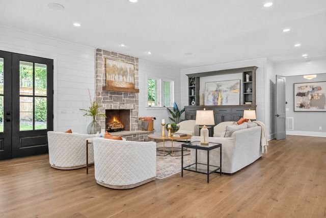 3618 General Bate Dr, Nashville, TN 37204