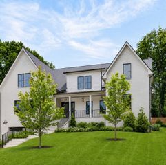 3618 General Bate Dr, Nashville, TN 37204