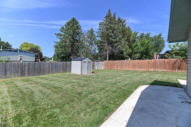 1648 Kuiper LANE, Mount Pleasant, WI 53406