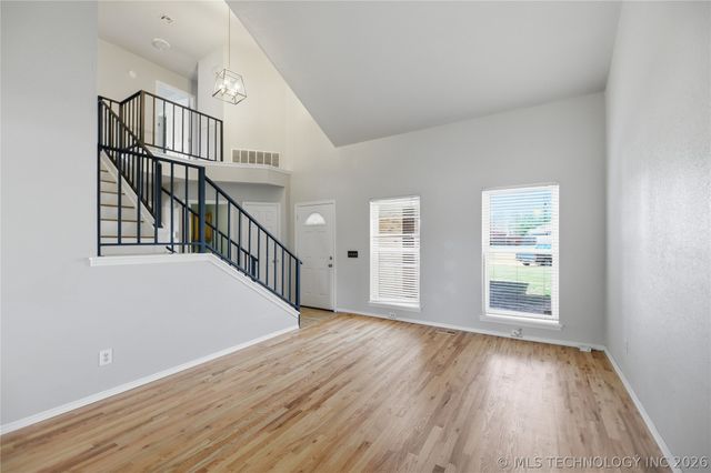 4209 S Chestnut Court, Broken Arrow, OK 74011