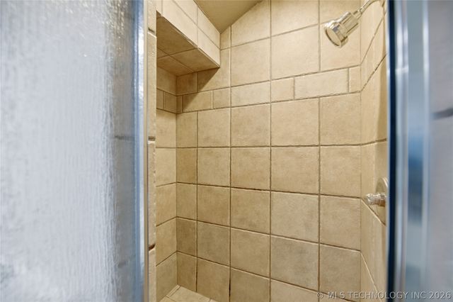 4209 S Chestnut Court, Broken Arrow, OK 74011