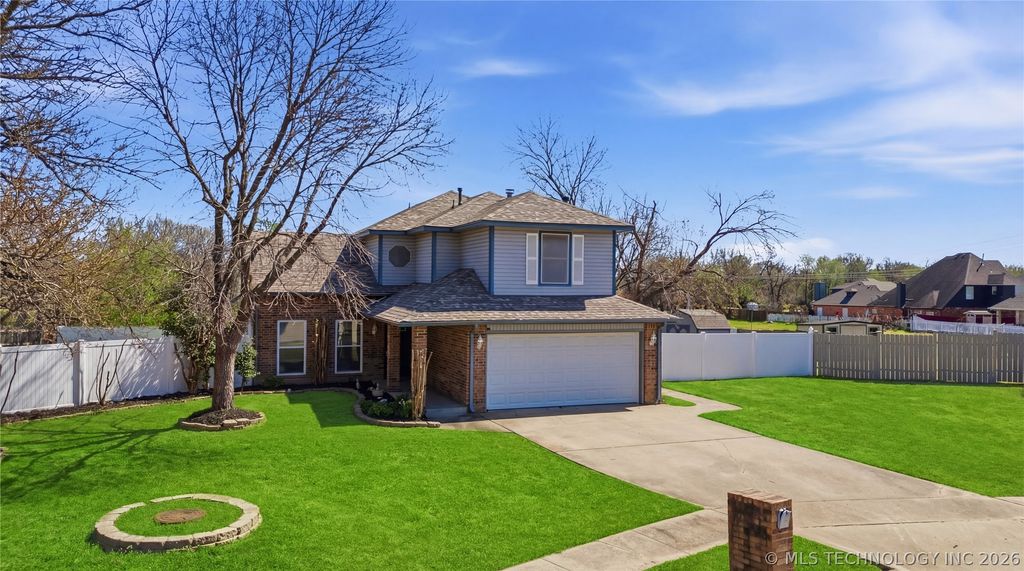 4209 S Chestnut Court, Broken Arrow, OK 74011