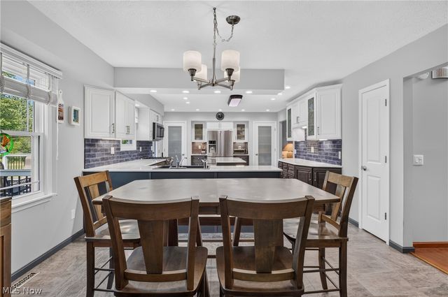 27328 Schady Road, Olmsted Twp, OH 44138