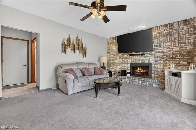 27328 Schady Road, Olmsted Twp, OH 44138