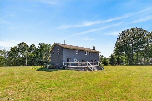 27328 Schady Road, Olmsted Twp, OH 44138
