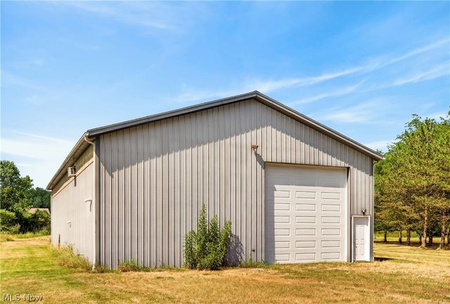 27328 Schady Road, Olmsted Twp, OH 44138