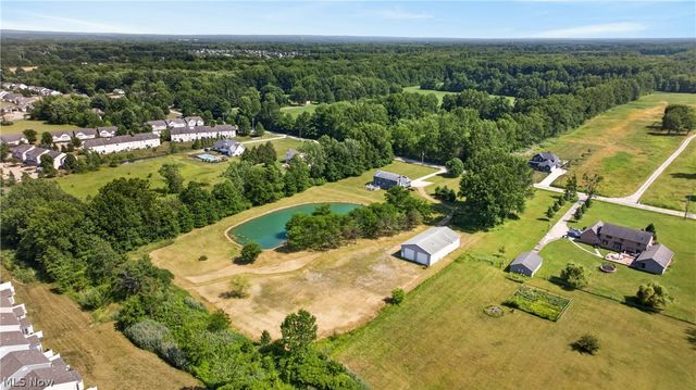 27328 Schady Road, Olmsted Twp, OH 44138