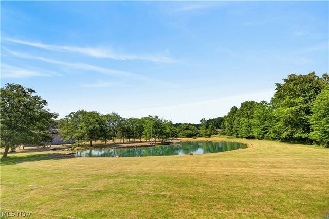 27328 Schady Road, Olmsted Twp, OH 44138