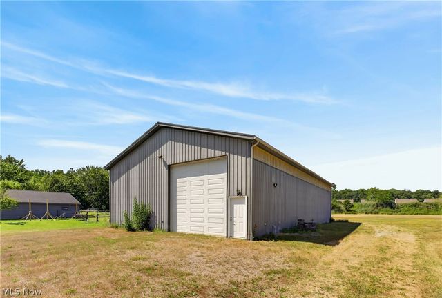 27328 Schady Road, Olmsted Twp, OH 44138