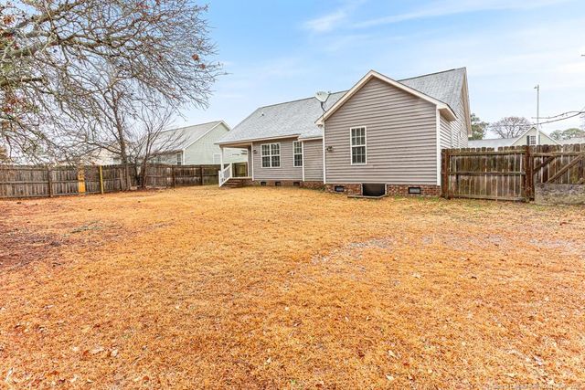 5608 Thackeray Drive, Fayetteville, NC 28306