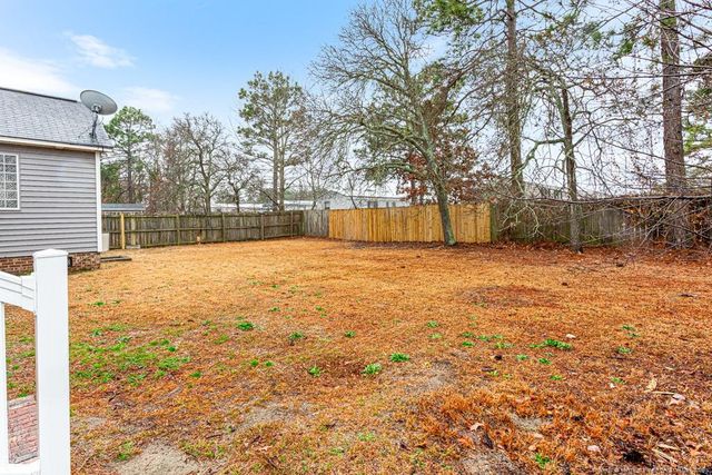 5608 Thackeray Drive, Fayetteville, NC 28306