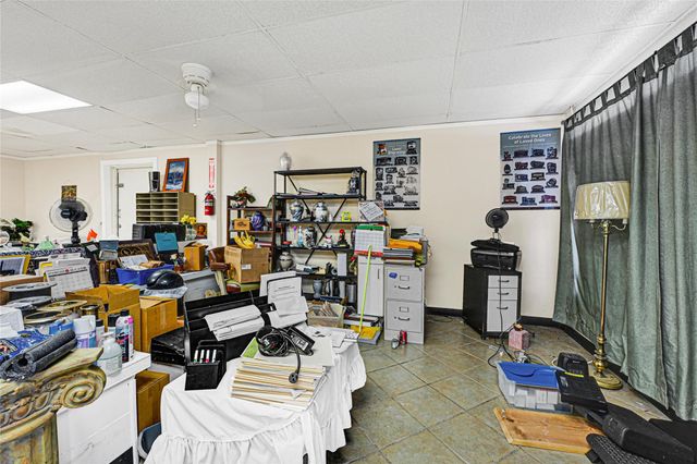 8502 C E King Parkway, Houston, TX 77044