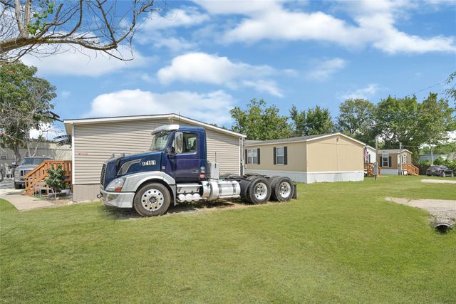 8502 C E King Parkway, Houston, TX 77044