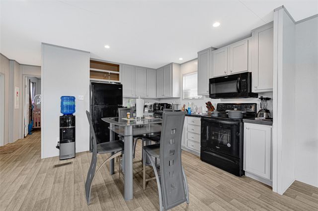 8502 C E King Parkway, Houston, TX 77044