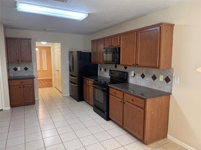 2311 Slate Ridge Lane, Katy, TX 77494