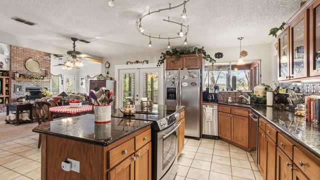 2272 Spring Lake Road, Defuniak Springs, FL 32433