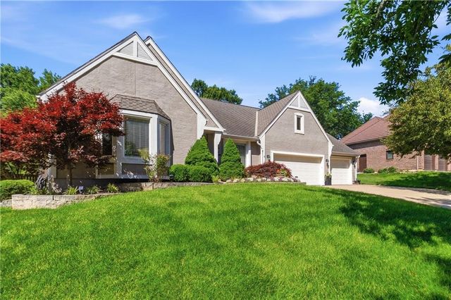 12008 Summit Street, Kansas City, MO 64145