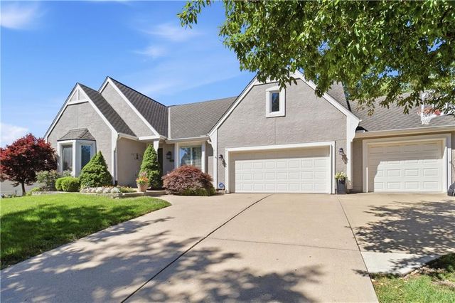 12008 Summit Street, Kansas City, MO 64145