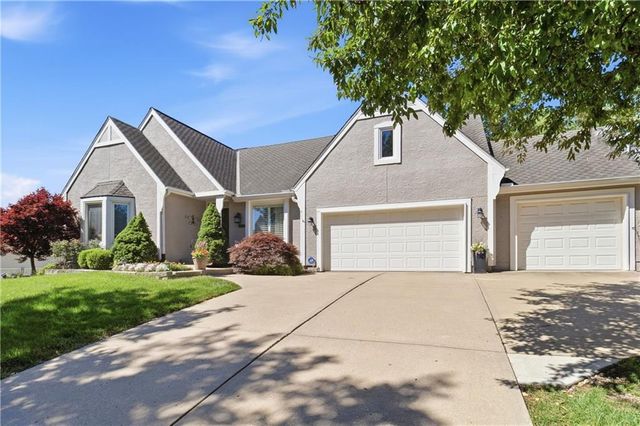 12008 Summit Street, Kansas City, MO 64145