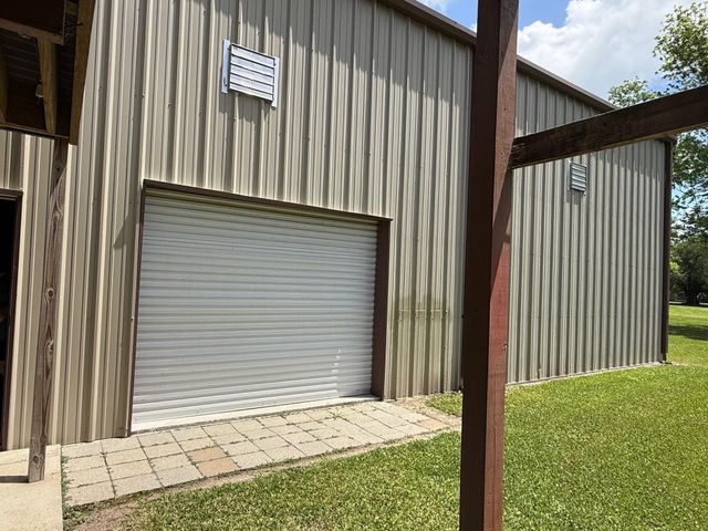 305 Rj Drive, Chauvin, LA 70344
