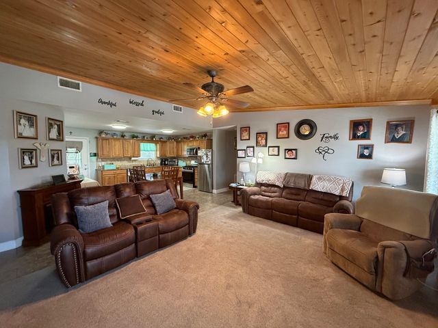 305 Rj Drive, Chauvin, LA 70344