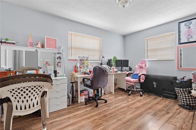 3918 SE 15TH STREET, Gainesville, FL 32641
