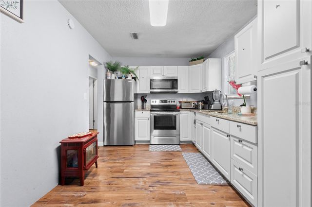 3918 SE 15TH STREET, Gainesville, FL 32641
