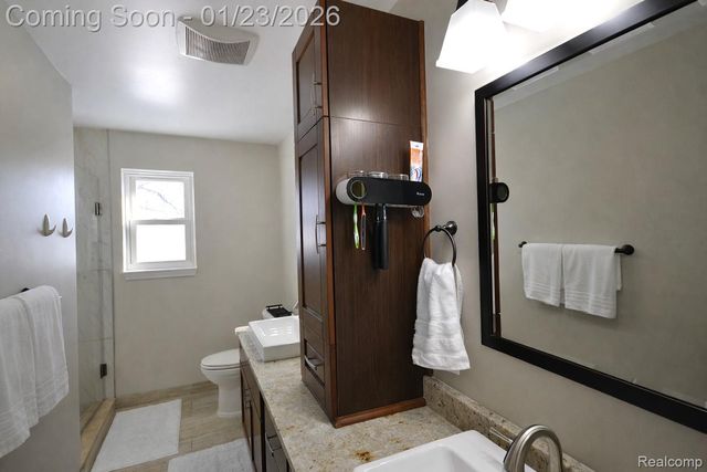 38615 Meeting House Lane, Livonia, MI 48154